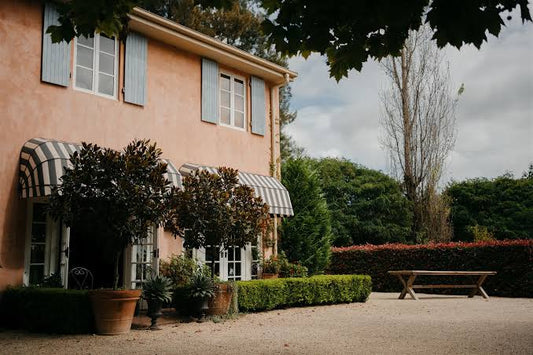 Luxury Floral Painting Workshop REDLEAF WOLLOMBI - Prudence De Marchi